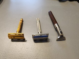 Vintage Safety Razor Lot Gillette Gold Toned Silver Toned Atra 3 Pieces
