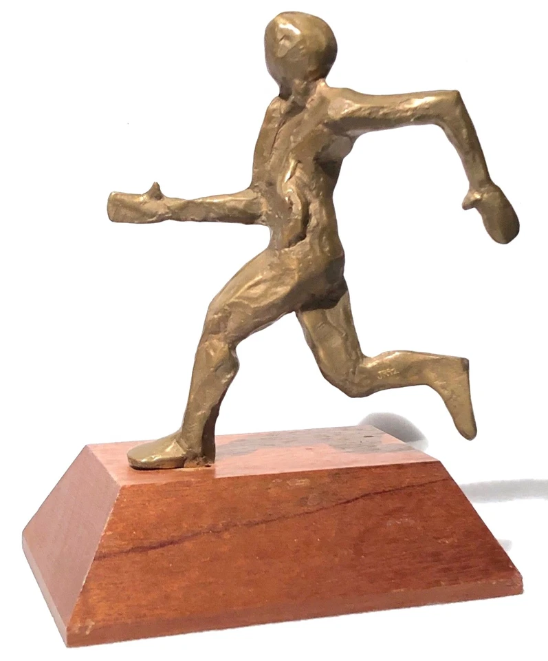 J R 1992 BRONCE BRUTALISTA ABSTRACTO MODERNISTA FIGURA CORREDORA ESCULTURA BASE DE MADERA Foto 4 de 4