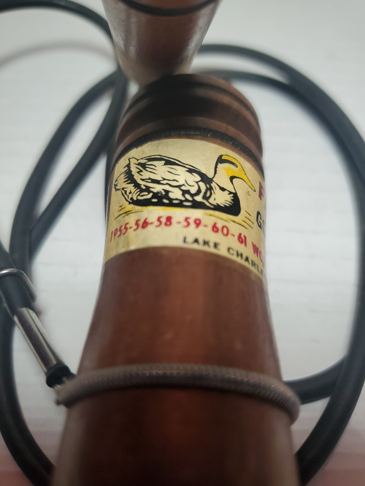 OLD VINTAGE 1960S FAULK'S CH-44 WOODEN GOOSE SINGLE REED CALL WITH LANYARD 