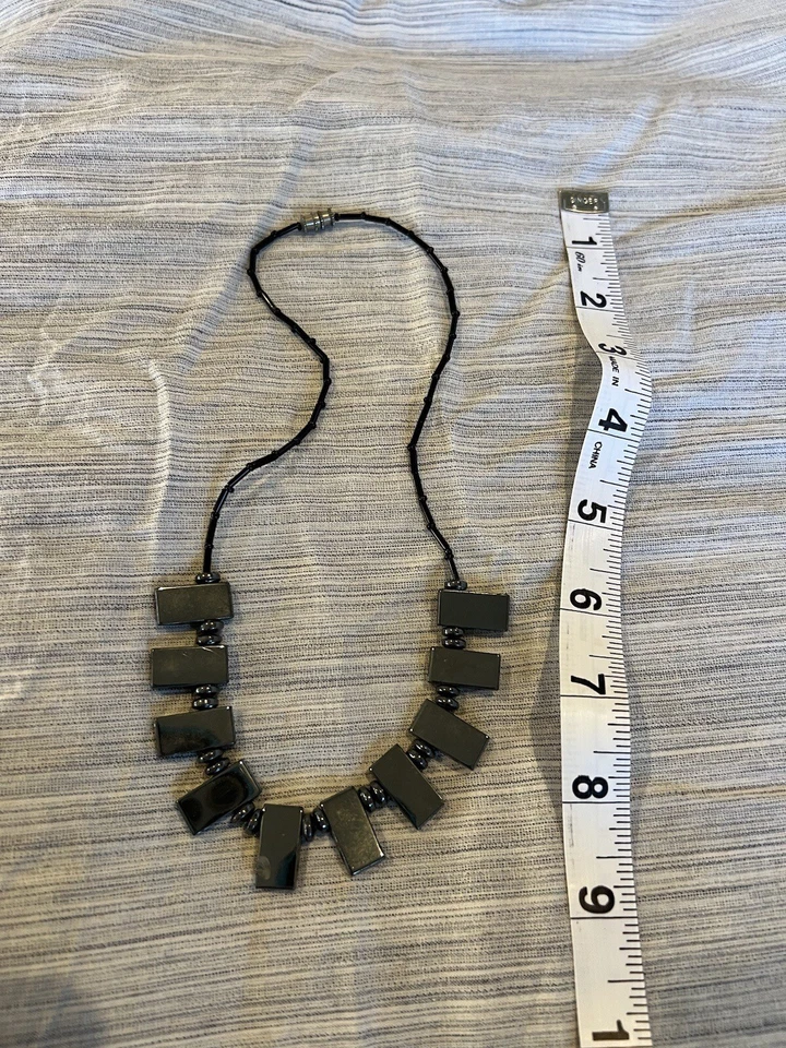 Collar de Cuentas Negro Brillante Elegante Hematite Estate MCM De Colección Foto 3 de 4