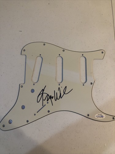 KIM WILSON FABULOUS THUNDERBIRDS SIGNED AUTOGRAPH STRAT GUITAR PICKGUARD ACOA  - Picture 2 of 6