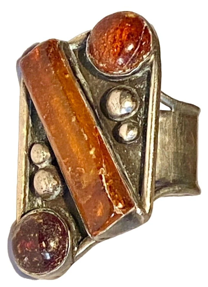 Anillo de escultura brutalista modernista artesanal estudio ámbar plata firmado 1978 7,5 Foto 2 de 4