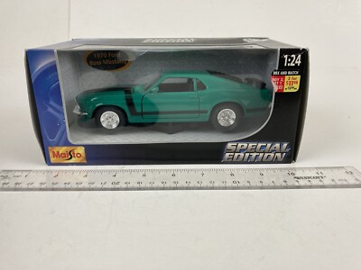 Maisto 1970 Ford Mustang Boss 302 1/24 Diecast Green w/Black Stripes NIB