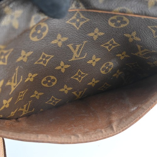 AUTH LOUIS VUITTON Monogram Trocadero 30 Shoulder Bag M51272 LV P2424AC703 - Picture 18 of 24