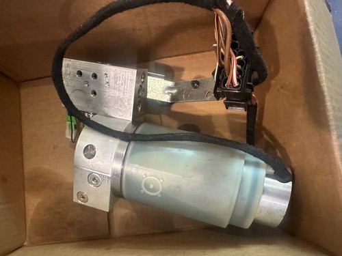 01-06 BMW 3 SERIES E46 325I 330I 323I M3 CONVERTIBLE TOP HYDRAULIC PUMP MOTOR - Picture 3 of 4