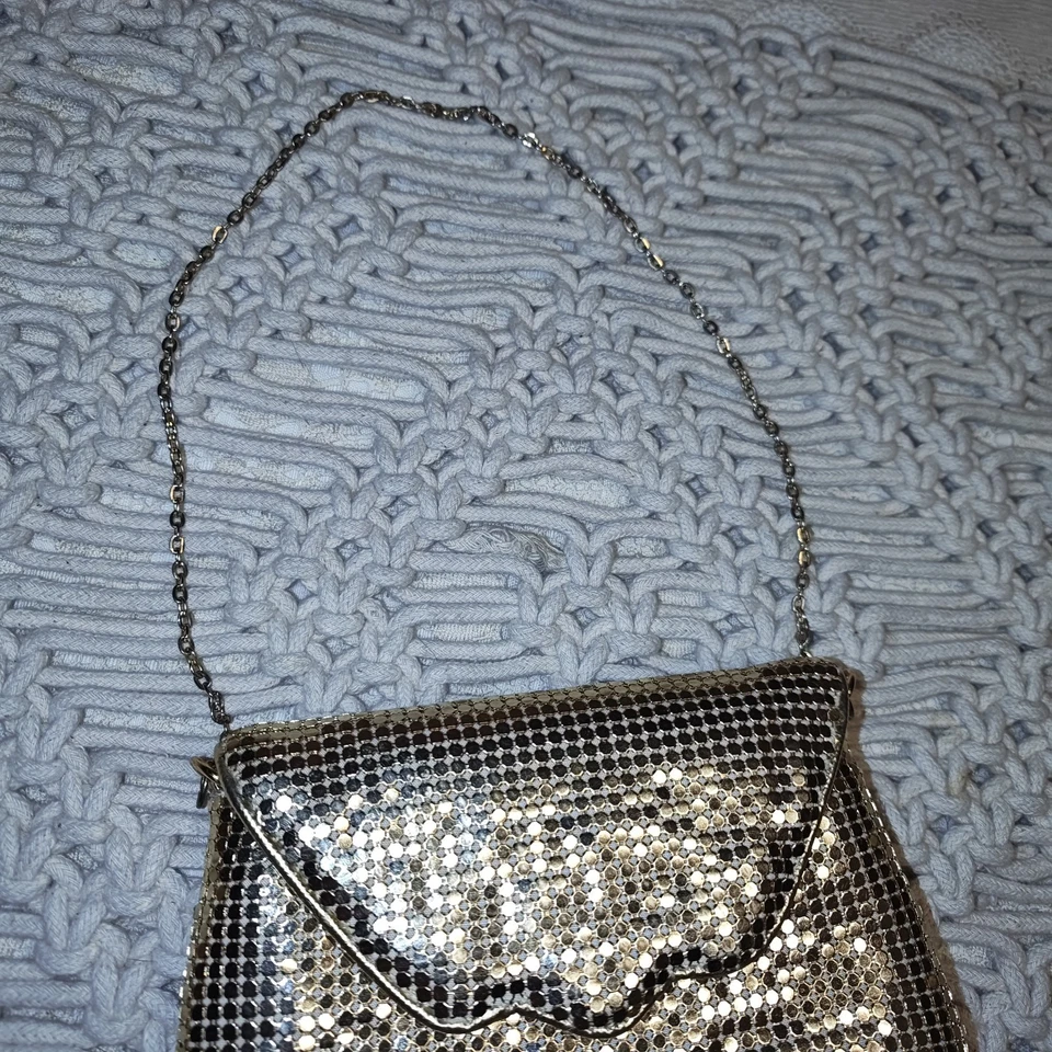 Whiting & Davis Gold Mesh Evening Clutch Bag Vintage - Image 3 of 4