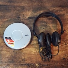 Sony D EJ011 CD Walkman Portable Discman Silver Tested Working