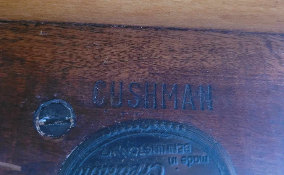 Mesa extensible restaurada de creación colonial Cushman, abedul, cir. años 40 Foto 4 de 4