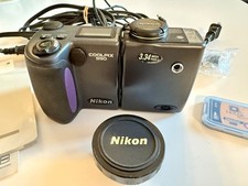 Nikon Coolpix 990 kit fotocamera digitale 3,34 MP completamente testato