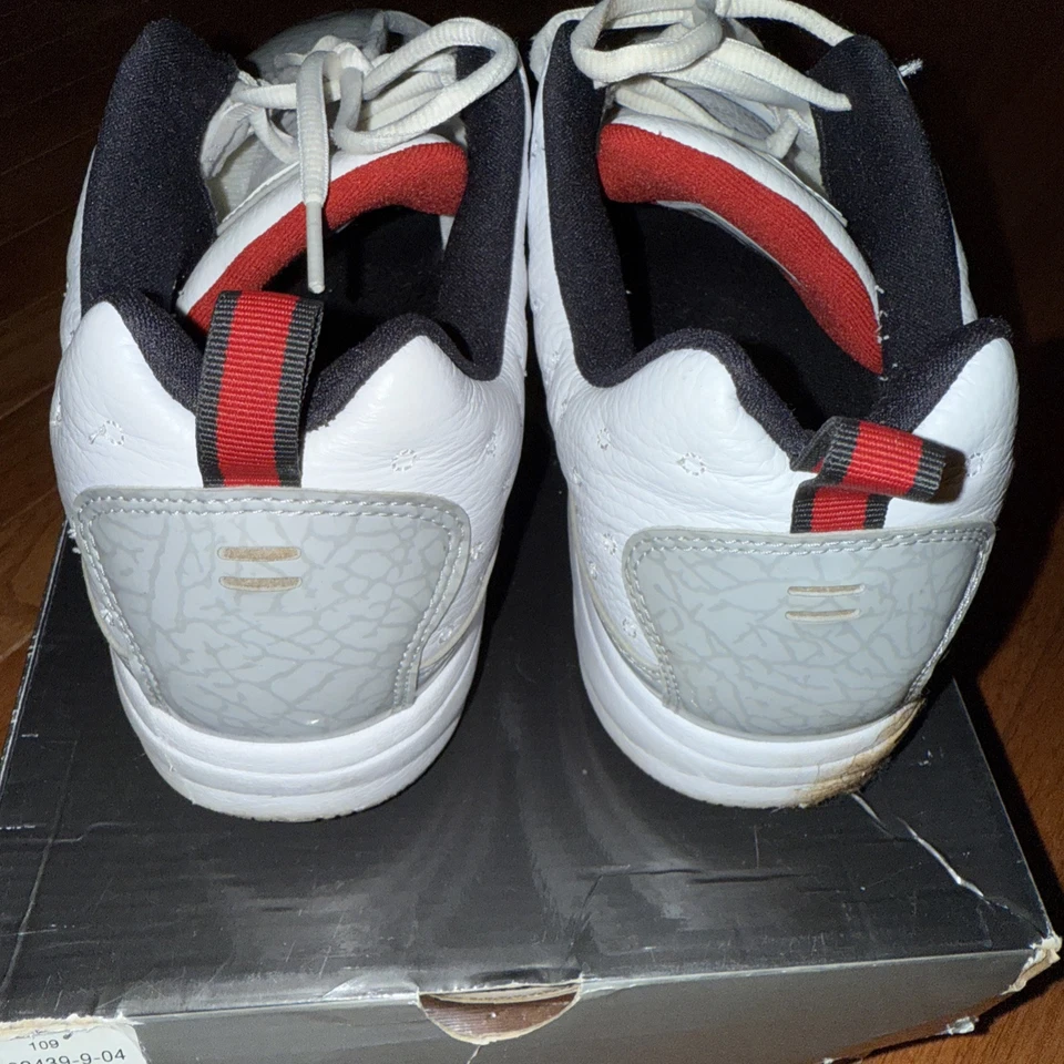 Nike Air Jordan CMFT Air XIII 13 Cuero Blanco Negro 441367-110 Talla 12M Foto 3 de 4