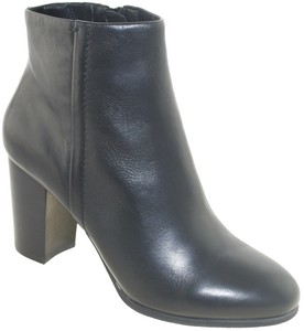 vionic kennedy ankle bootie
