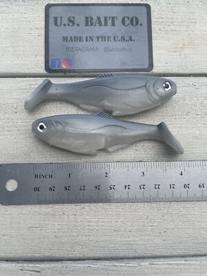 Weedless Swimbait 4  Color Ghost Shad Lot Of 2 Baits
