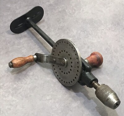 ANCIENNE CHIGNOLE perceuse a main Peugeot n° 12 des année 1950-1960 EUR 15,00 - PicClick FR