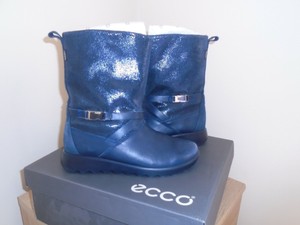 ecco boots navy