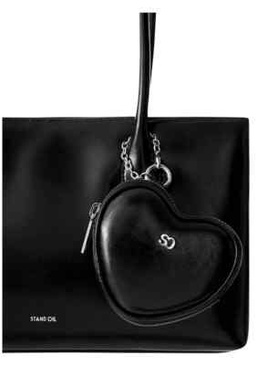 [STAND OIL] ★ Heart Pods Keyring Stand Oil] Heart Pods Keyring Black / 100% Authentic | eBay