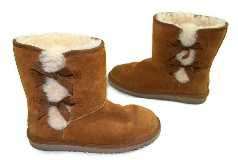 Ugg Koolaburra tan boots with white fur inside Women s size 9