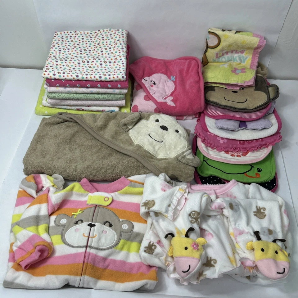 Lote Carter's Baby Cobertor Toalha com Capuz Swaddle Bodysuits Babadores Macaco Bolo de Baleia - Imagem 2 de 4