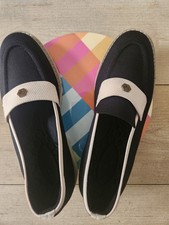 Vivaia Round Toe / Chunky Platform Loafers