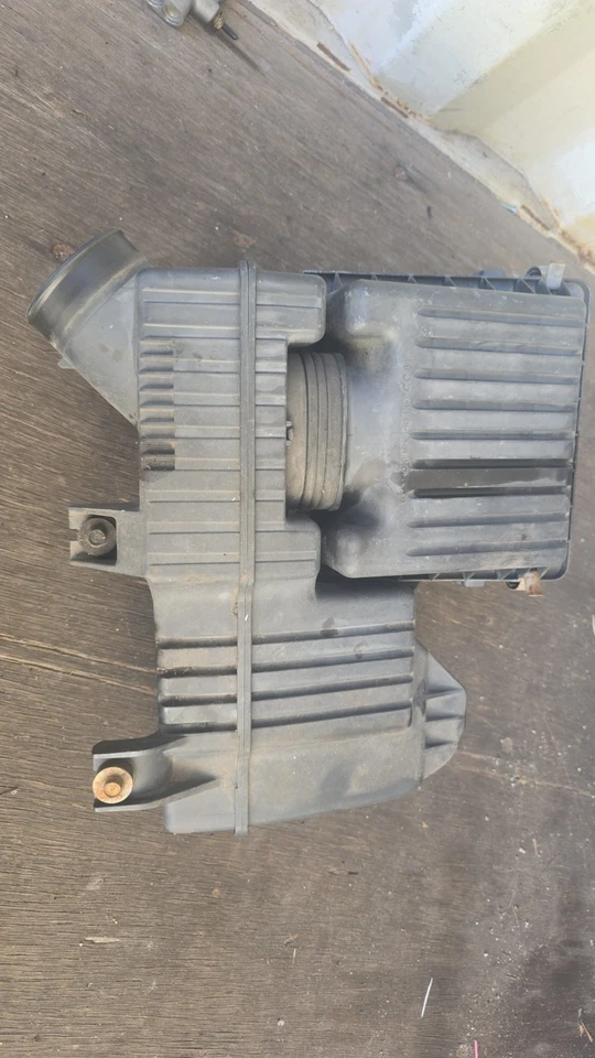 Caja de admisión de aire filtro de aire Honda CR-V 1997-2001 OEM 17210P2J000 Foto 4 de 4