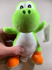 New NWT Yoshi 7" Plush 2024 Nintendo Super Mario Good Stuff Basic Fun