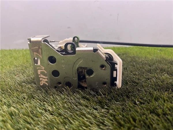 CERRADURA DE PUERTA DELANTERA IZQUIERDA DOBLO Cargo Caja/Chasis 1.3 D Multijet - Imagen 2 de 4