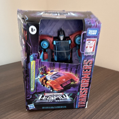 Hasbro Transformers Legacy Autobot Pointblank & Peacemaker Transforming Car 8+