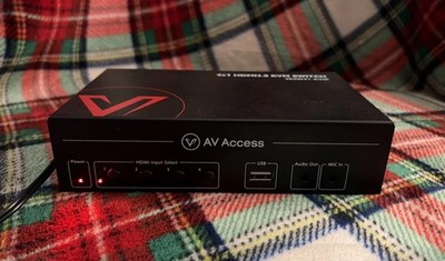 AV Access 4KSW41-KVM 4x1 HDMI 2.0 KVM Switcher Switch Box w/ Adapter -Working!