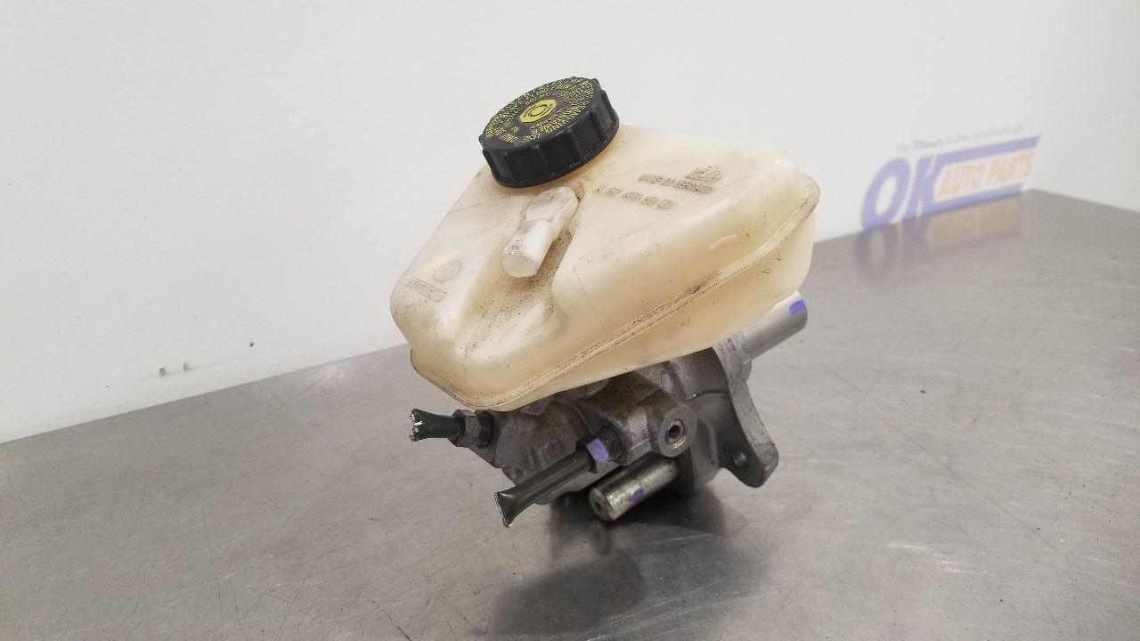11 MERCEDES BENZ SLS AMG C197 BRAKE MASTER CYLINDER