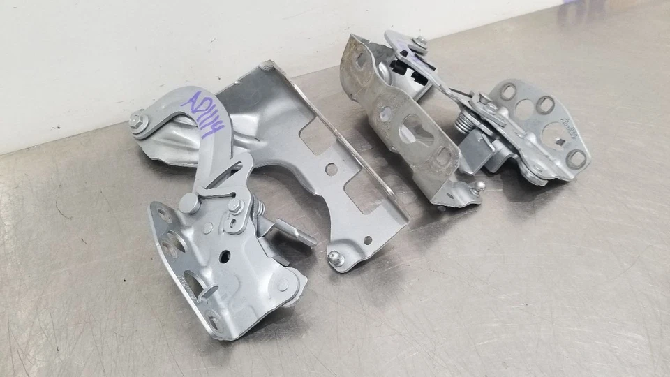 21 JUEGO DE BISAGRAS CAPÓ MERCEDES BENZ AMG GT43 X290 PAR Foto 4 de 4