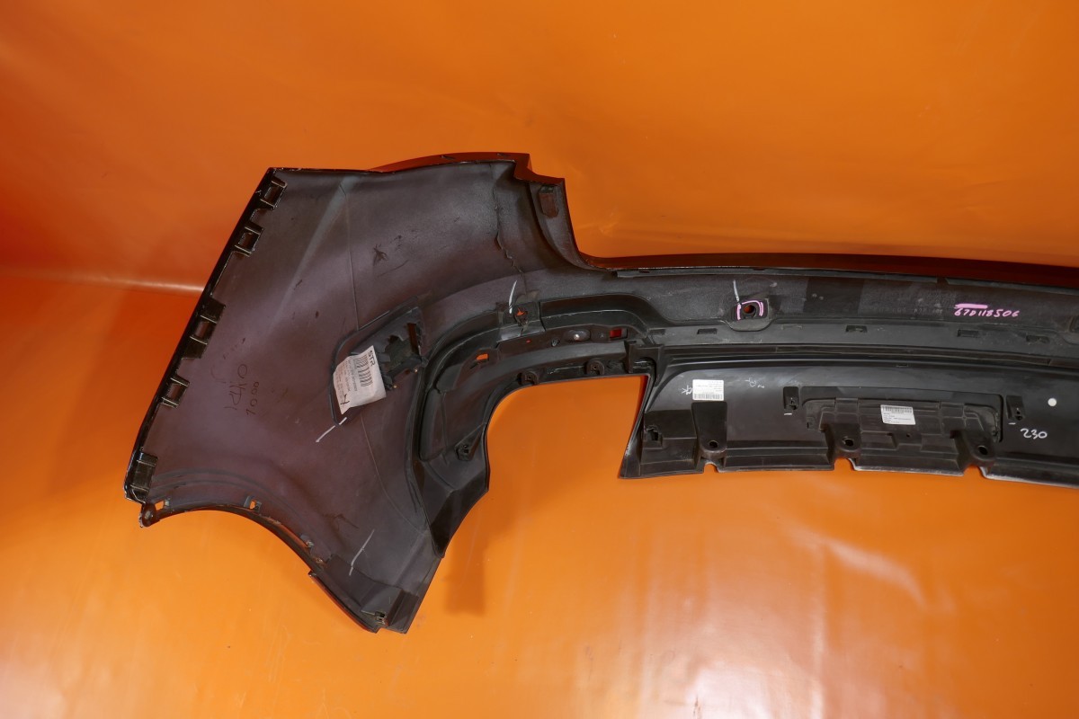 MASERATI LEVANTE GTS REAR BUMPER 2020 2021 670118506 OEM