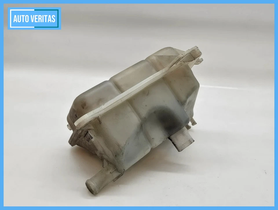 Orig Audi A4 A4 Avant 8E2 8EC 8E5 8H B6 Cooling tank 8E0121403A - Image 3 of 4