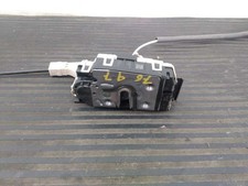 A9067202135 LEFT FRONT DOOR LOCK / E1-A2-44-1 / 2105198 FOR MERCEDES-BEN