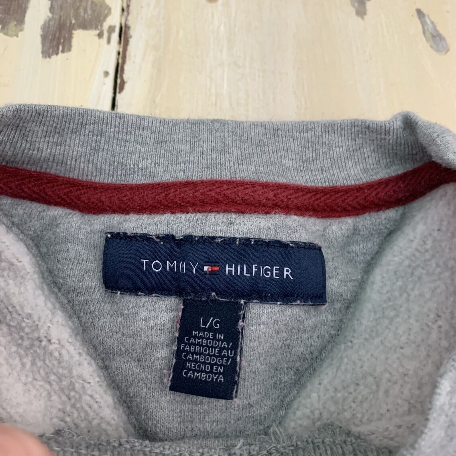 TOMMY HILFIGER - Gray Embroidered Flag Logo Crewn… - image 5