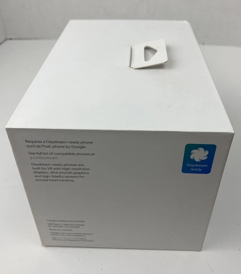 Google Daydream View VR Headset - Slate SEALED - Image 3 of 4