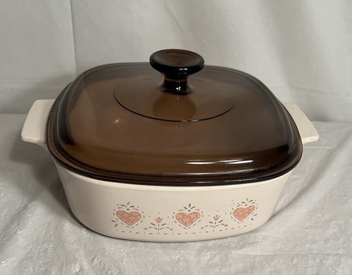 Corning Ware Forever Yours Hearts A-2-B Casserole Dish 2 Liter with Amber Lid - Picture 3 of 11