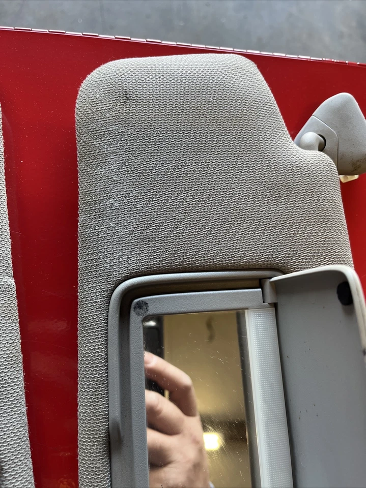 Солнцезащитный козырек Nissan 350z Coupe LH RH серый 03 08 - Изображение 4 из 4