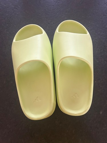 Green Glow Yeezy Slides Size 8.5 Men’s USED - Picture 2 of 6