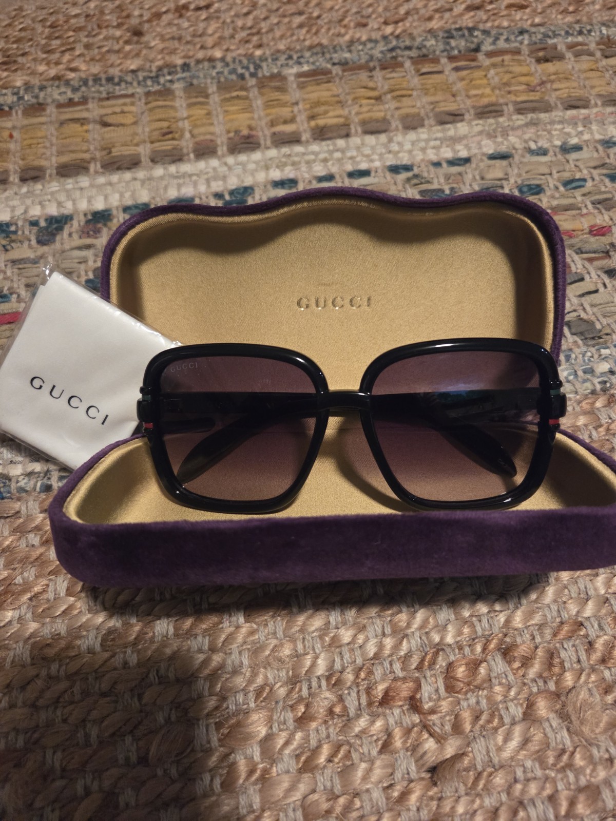 Gucci Black Sunglasses