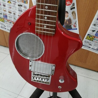 Fernandes Digi-Zo E-Gitarre mit integriertem Verstärker JP