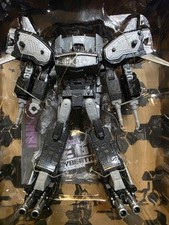 Hasbro Transformers Generations Selects WFC-GS03 Galactic Man Shockwave  War for