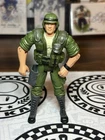 G.I. JOE ACTION FIGURE    2002 Duke V9