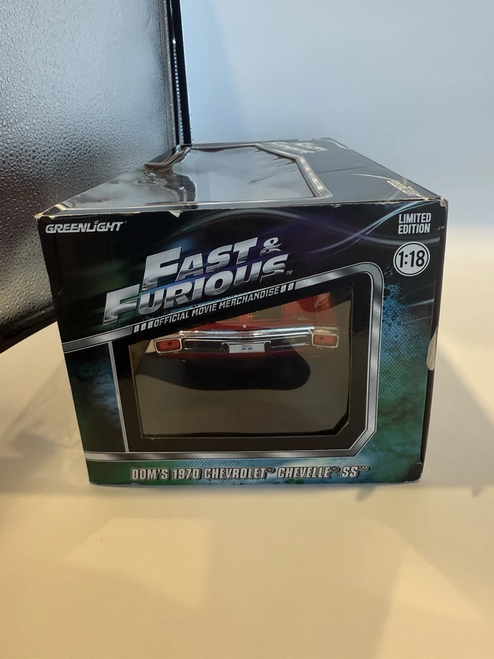 GREENLIGHT FAST & FURIOUS DOM’S 1970 CHEVY CHEVELLE SS RED/BLACK   1/18 SCALE - Image 4 of 4