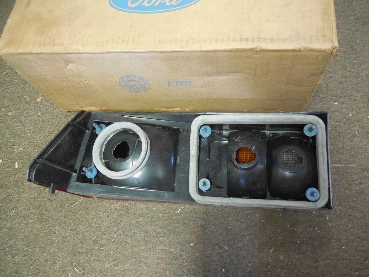 NOS 1981-1985 Ford Escort Tail Lamp Asy RH E1FZ-13404-A | eBay