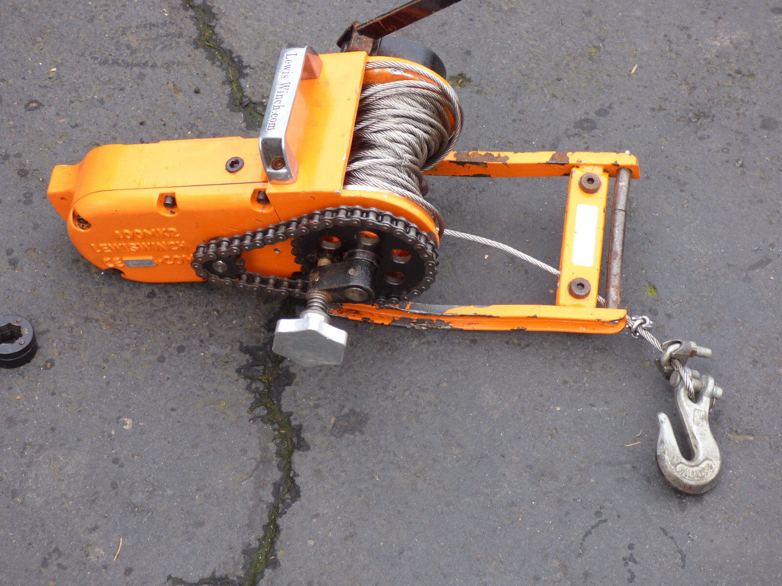 Lewis Chainsaw Winch 400MK2 eBay