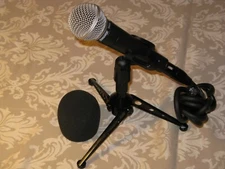 Shure SM58 Cardioid Dynamic Vocal Microphone with Pig Hog Cable & table Stand
