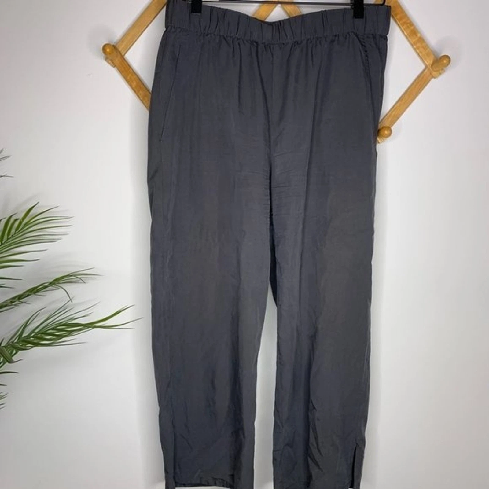 Eileen Fisher Gray Capri Pant Small