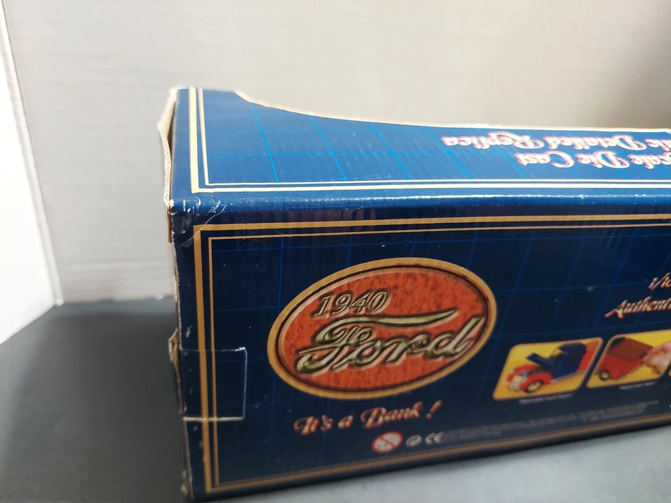 Ford Pepsi Delivery Truck VTG Golden Wheel 1/18 Diecast Replica Bank - Image 4 of 4