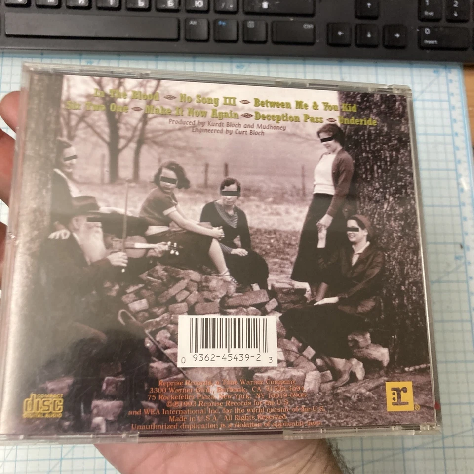 USED 'Five Dollar Bob's Mock Cooter Stew'- Mudhoney CD. 1993. Very Good Shape. Foto 3 de 4