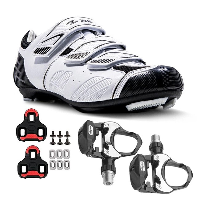 cycling shoes with pedals and cleats