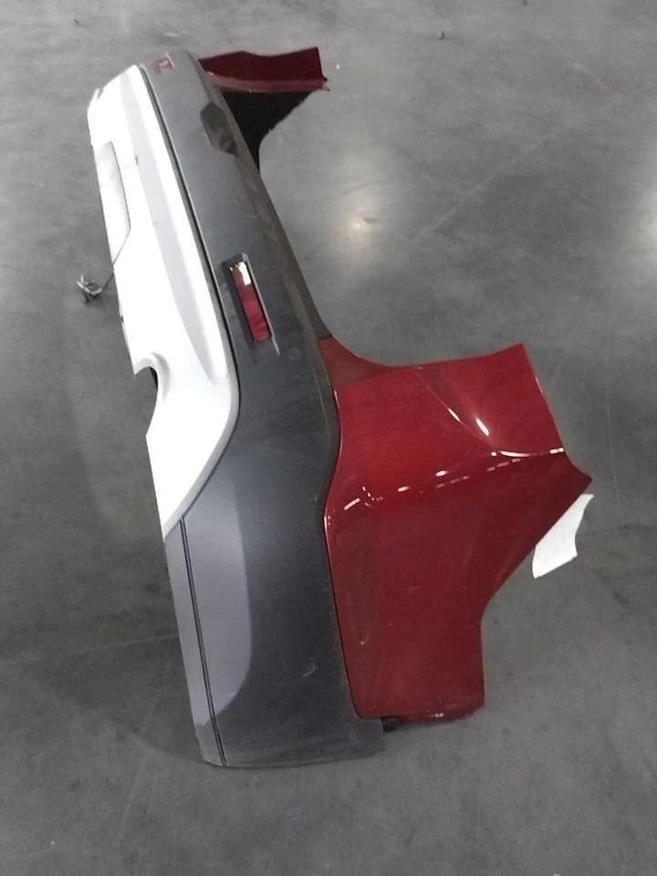 GMC Acadia 2019 conjunto de parachoques trasero rojo OEM 11609489 104 k millas garantía Foto 3 de 4